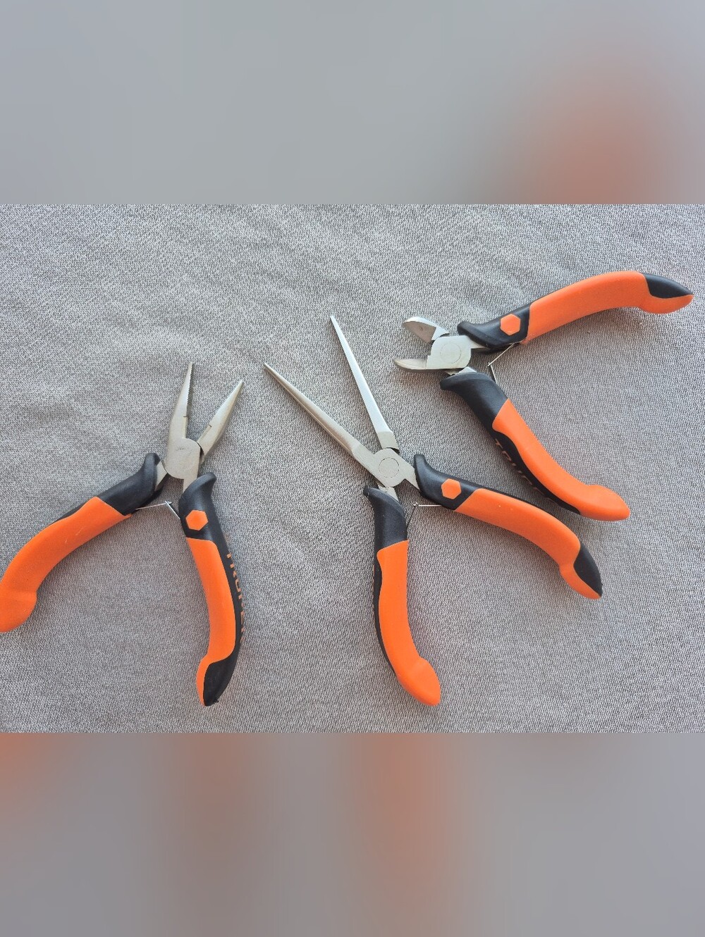 Men's Orange and Black Grooming Pliers Set - Precision Trimming Tools